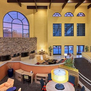 Sheraton Tucson Hotel & Suites